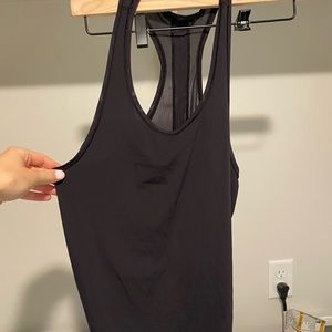 Black tie back lululemon tank